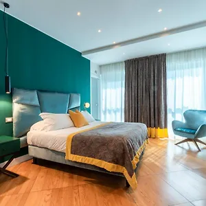 https://missori-suites-by-101flats-in-milan.italymilanhotels.net